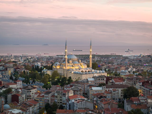 Konakli To Istanbul gallery